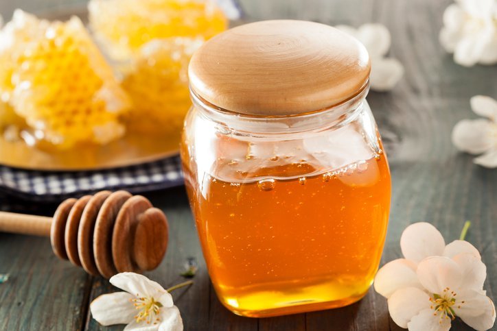 i benefici del miele crudo
