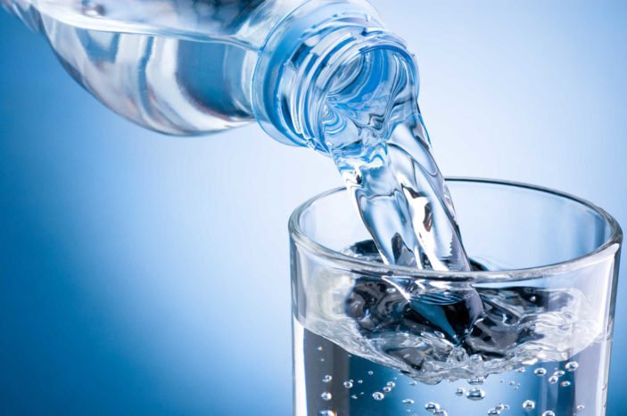 contenuto di fluoro in acqua minerale