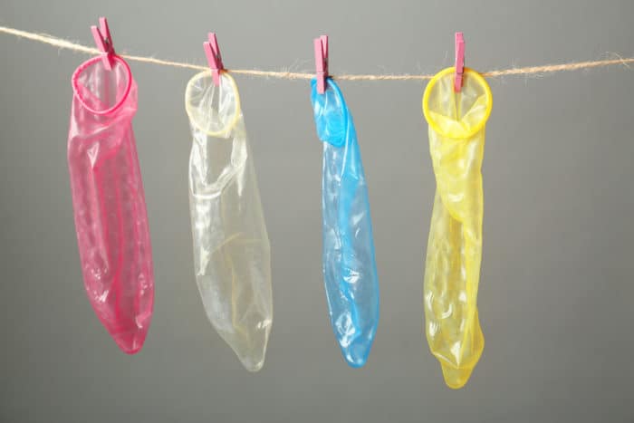 i preservativi sono usati due volte