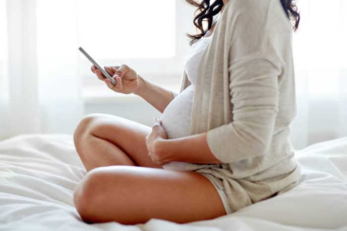 riproduzione di telefoni durante la gravidanza