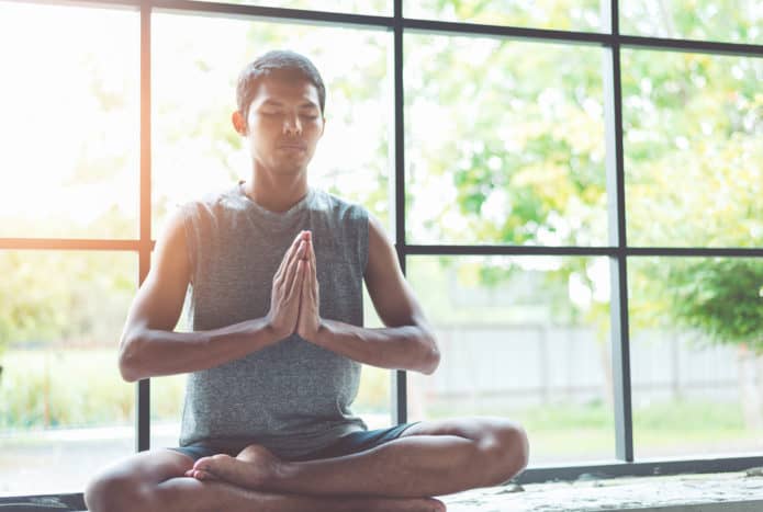 i benefici della meditazione per la salute dello yoga