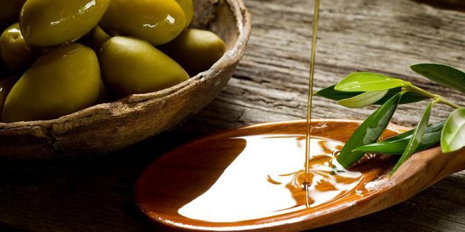 benefici dell'olio d'oliva, dell'olio d'oliva per il viso, l'efficacia dell'olio d'oliva l'efficacia dell'olio d'oliva, i benefici dell'olio d'oliva per il viso, i benefici dell'olio d'oliva per i capelli
