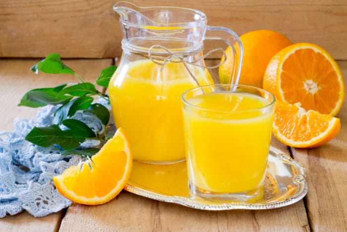 scegli un succo d'arancia sano