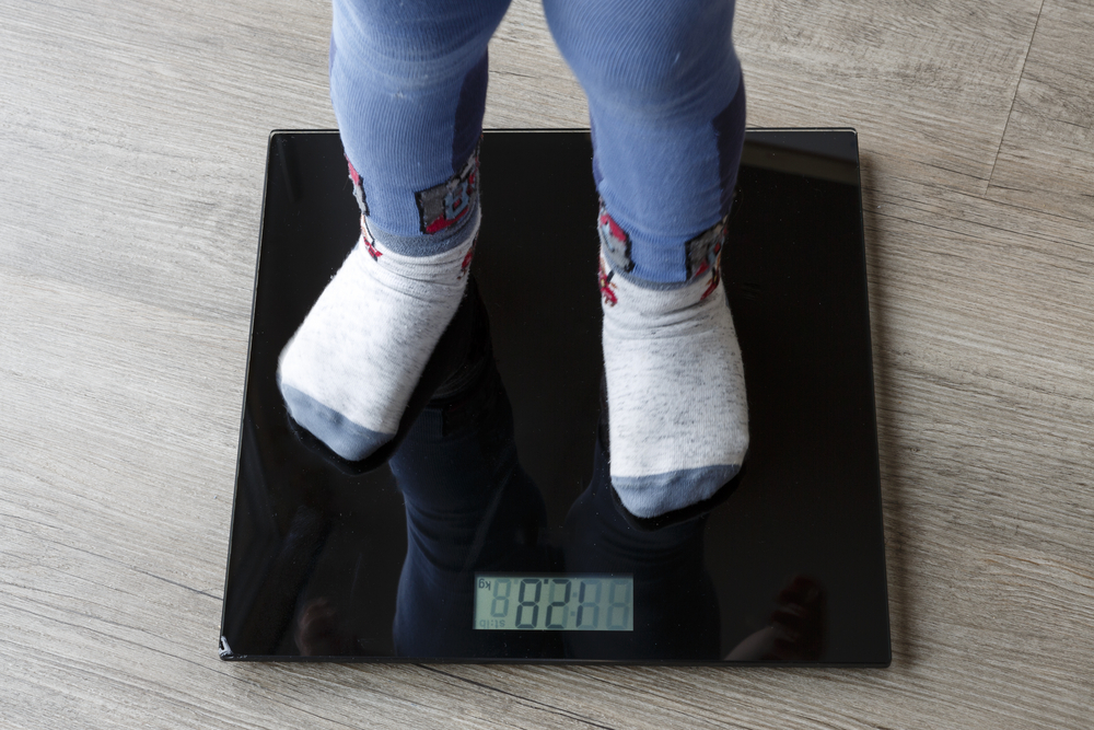 misurare il peso del bambino è importante